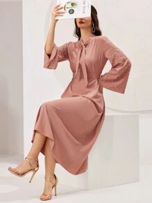 Modelyn 女士純色帶扣頸帶珍珠裝飾連衣裙 - 藕粉色 - 查看 3