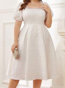 SHEIN Belle Rochie țesătă cu decolteu în U din jacquard, cu pliuri, volane și dantelă decorativă pentru rochie de petrecere pentru femei de dimensiuni mari Rochie de mireasă elegantă, albă, mărime mare - Bej - Vizualizare 1