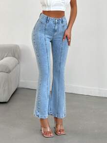 RueChic Vaqueros casuales de pierna acampanada y ajuste slim