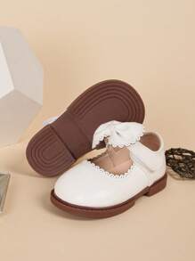 夏季寶寶女童平底白色步行鞋,舒適度極佳