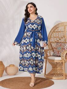 Al Najma Plus Size Women's Geometric Pattern V-Neck Arabian Dress - Blue - View 1