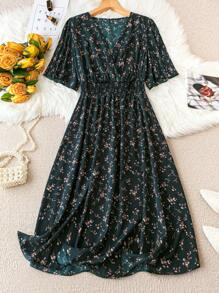 SHEIN Clasi Váy in hoa cỡ lớn có cạp chun eo, trang phục mùa hè cho nữ - Màu xanh lá cây đậm - Xem 1