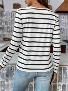 SHEIN Frenchy Women's Striped Long Sleeve T-Shirt With Heart Embroidery Winter Thanks Giving Casual Spring - Black and White - View 2