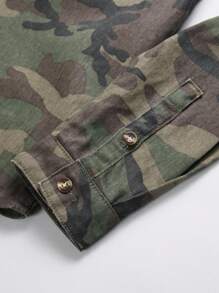 Manfinity Homme 男士迷彩印花纽扣前襟饶舌歌手彩色街头服饰长袖牛仔衬衫，带贴袋，适合派对、外出、徒步、街头狩猎、徒步旅行，适合秋季