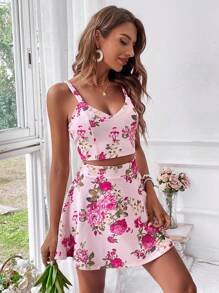 SHEIN VCAY Floral Printed Crop Cami Top And Skirt Vacation 2 Piece Set