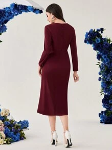 Modelyn 女款 V 領裹領長袖開叉下擺連身裙 - 紅色 - 查看 2