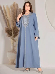Robe arabe ample, droite, à manches longues, avec col en V, patchwork et broderie de sequins, pour grande taille. Kaftan modeste