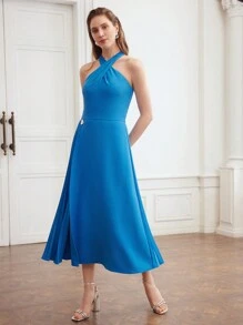 MOTF PREMIUM Dệt Của phụ nữ Crisscross Halter Neck Xếp li Bảng Đầm - Màu xanh lam - Xem 5
