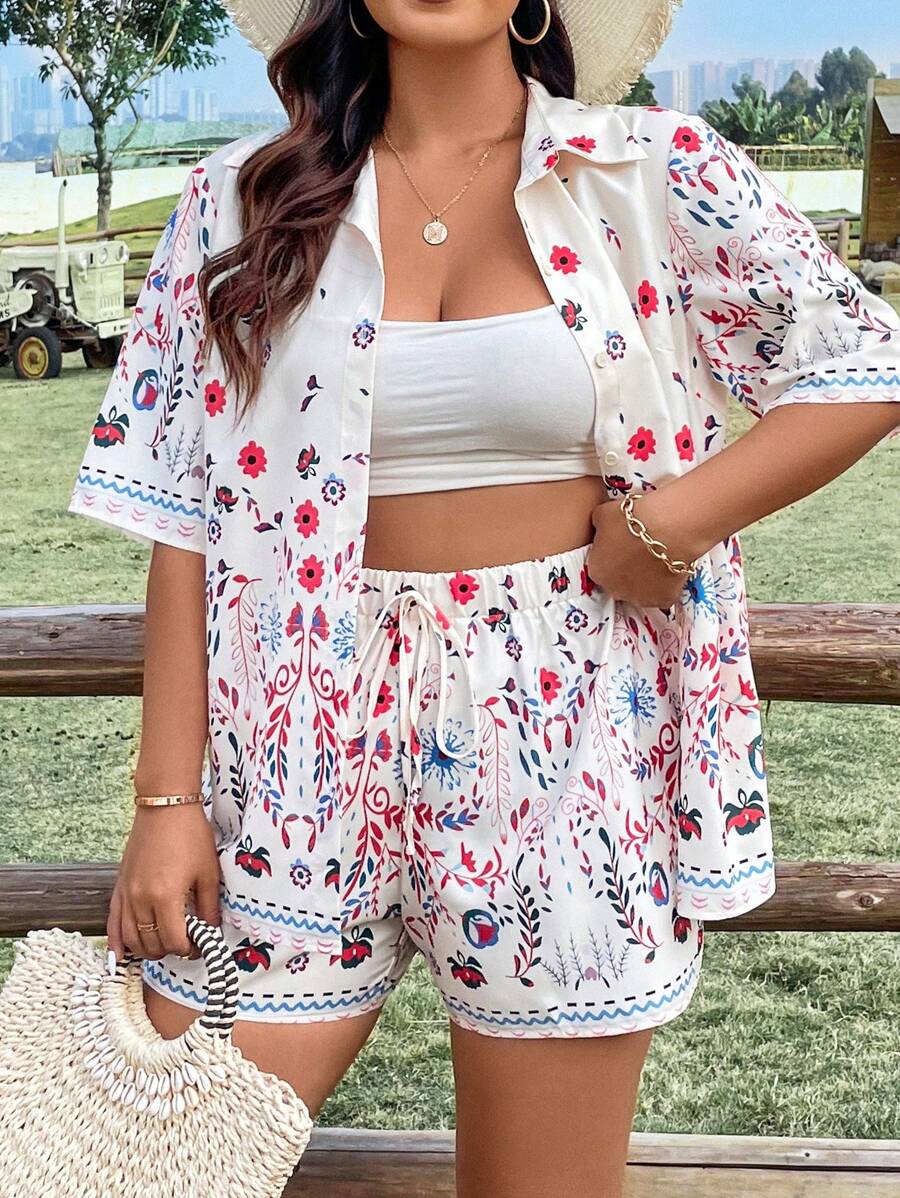 SHEIN SunnyBelle 大尺碼女士全印花短袖衫和短褲套裝 - 彩色 - 查看 1