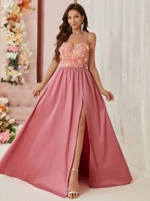 SHEIN Belle 3d 花朵設計繖形紋理布料女式晚間吊帶舞會禮服（重型工作版） - 粉色 - 查看 2