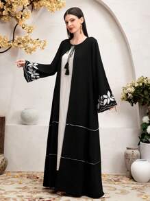 Al Najma Women's Patchwork Plant Print Flare Sleeve Modest Full Length Long Sleeve Abaya Dress, Fashion Abaya For Casual/Festival/Gathering/Travel - Black - View 5