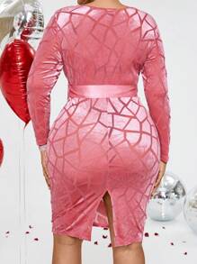 大碼交叉領口綁腰長袖天鵝絨連衣裙 - 粉色 - 查看 2