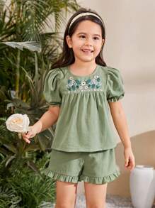 SHEIN Young Girl's Embroidered Short Sleeve Top With Puff Sleeves And Woven Solid Color Ruffle Shorts Two-Piece Set For Summer Vacation - Green - View 1