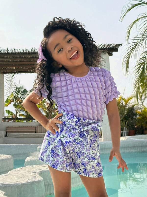 SHEIN Young Girl's Holiday Casual Round Neck Short Sleeve Top And Straight Shorts In Solid Color