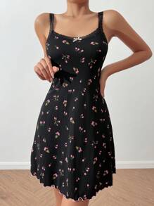 蕾丝边花卉印花吊带睡衣睡裙