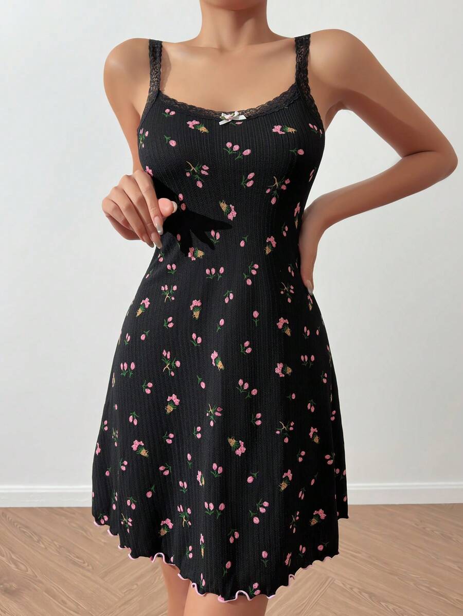 蕾丝边花卉印花吊带睡衣睡裙