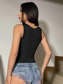 SHEIN Unity Blusa De Mujeres Sin Mangas Con Adorno De Pedrería - Negro - Ver 2