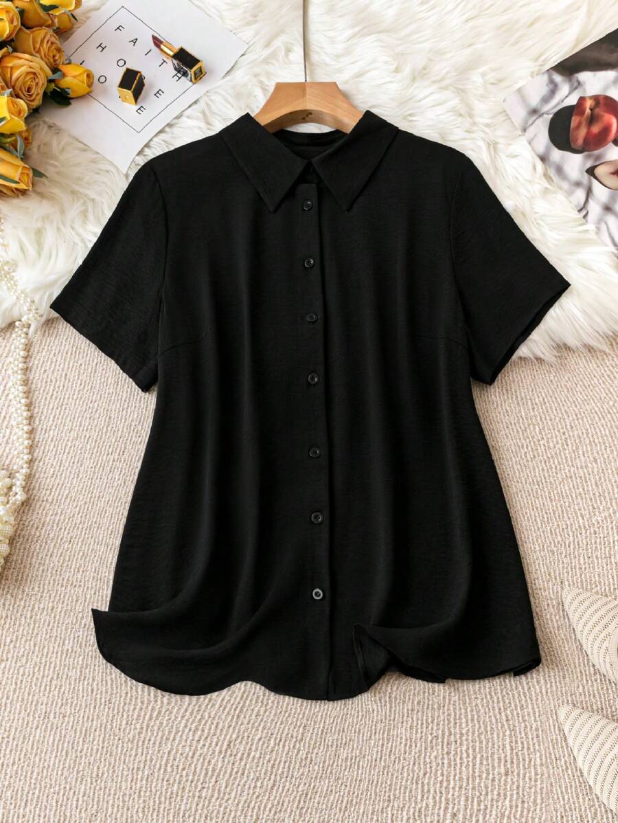 SHEIN LUNE 大尺碼女士短袖襯衫,帶下擺式領 - 黑色 - 查看 1