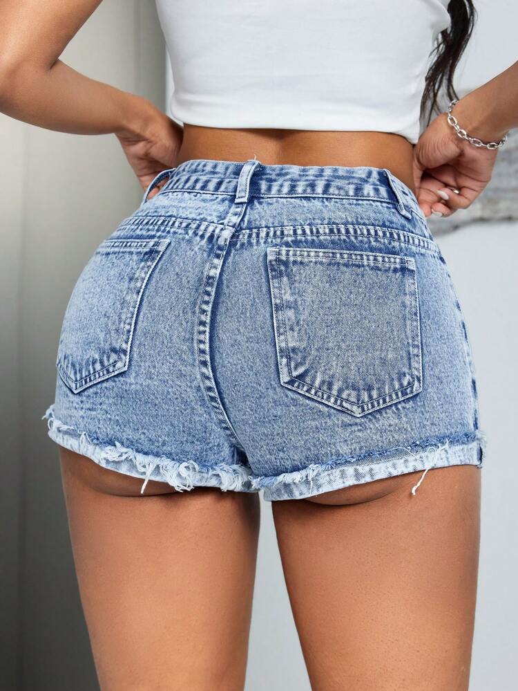 Women's Slim Fit Denim Shorts With Frayed Hem