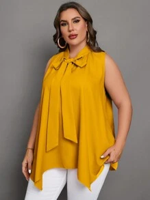 SHEIN Clasi Women's Plus Size Sleeveless Shirt With Asymmetric Hem And Tie Front