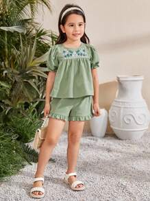 SHEIN Young Girl's Embroidered Short Sleeve Top With Puff Sleeves And Woven Solid Color Ruffle Shorts Two-Piece Set For Summer Vacation - Green - View 3