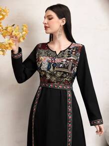Al Najma 女士阿拉伯花卉印花长袖连衣裙，端庄 - 黑色 - 查看 7