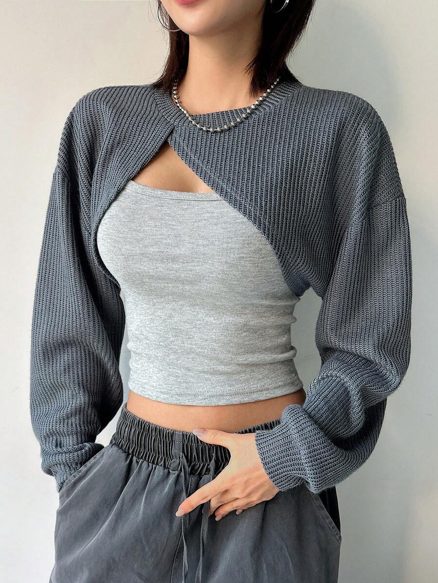 DAZY 女士圓領不對稱下擺超短上衣 - 灰色 - 查看 1