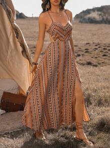 SHEIN X Scot Louie Breezaya Vestido largo con tirantes finos y estampado geométrico sin espalda, conjuntos de vestido para vacaciones y playa para mujer - Marrón - Ver 4