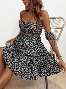 SHEIN Maternity Drawstring Crop Top And Skirt Set With Ditsy Floral - Black - View 4