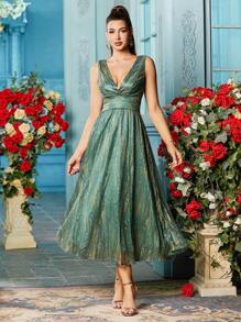 Double Crazy 女士夏季音乐节派对礼服，时尚花卉印花无袖 V 领鸡尾酒礼服婚礼宾客礼服