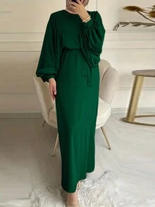 Đầm dài kiểu Ả Rập thanh lịch, màu trơn, cổ tròn, tay phồng, thích hợp cho kỳ nghỉ xuân kín đáo dành cho nữ. - Màu xanh lá cây đậm - Xem 3