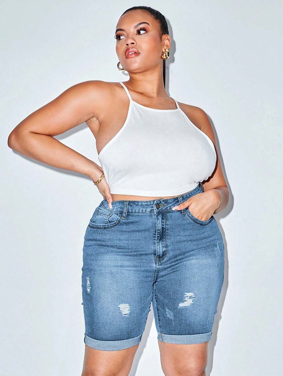 SHEIN CURVE+ Plus Size Women's Distressed Cuffed Hem Denim Shorts - Light Wash - View 1