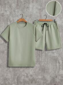 Manfinity Homme 男士短袖圓領拉格蘭t恤和短褲套裝 - 綠色 - 查看 2