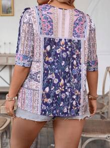 SHEIN Holidaya 大尺碼全印花v領上衣 - 彩色 - 查看 2