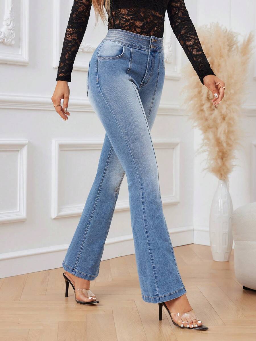 SHEIN Privé 水洗喇叭牛仔褲 - 淺色水洗藍 - 查看 1