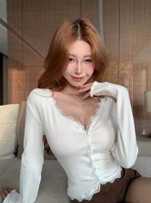 DAZY 女式纯色蕾丝拼布T恤长袖女式上衣 - 白色 - 查看 10