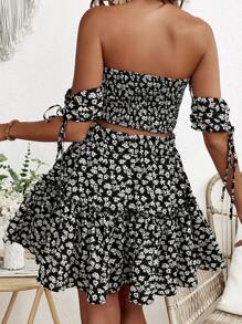 SHEIN Maternity Drawstring Crop Top And Skirt Set With Ditsy Floral - Black - View 2