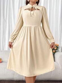 Celure Frauen Große Größen Einfarbig Romantisches, langärmliges, Cut Out Kleid