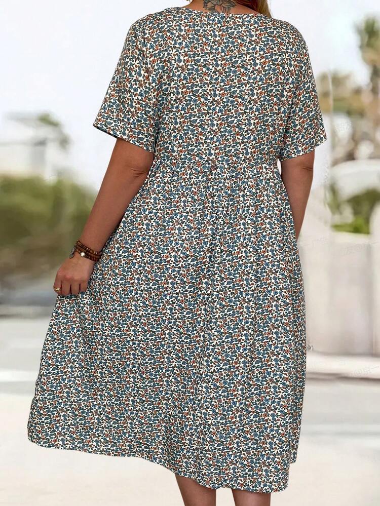 Plus Ditsy Floral Slant Pocket Dress