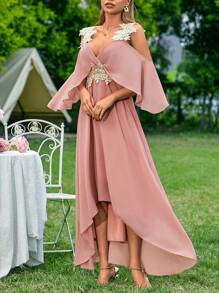 SHEIN Belle Robe De Demoiselle D'honneur Brodée À Épaule Dénudée Avec Appliques