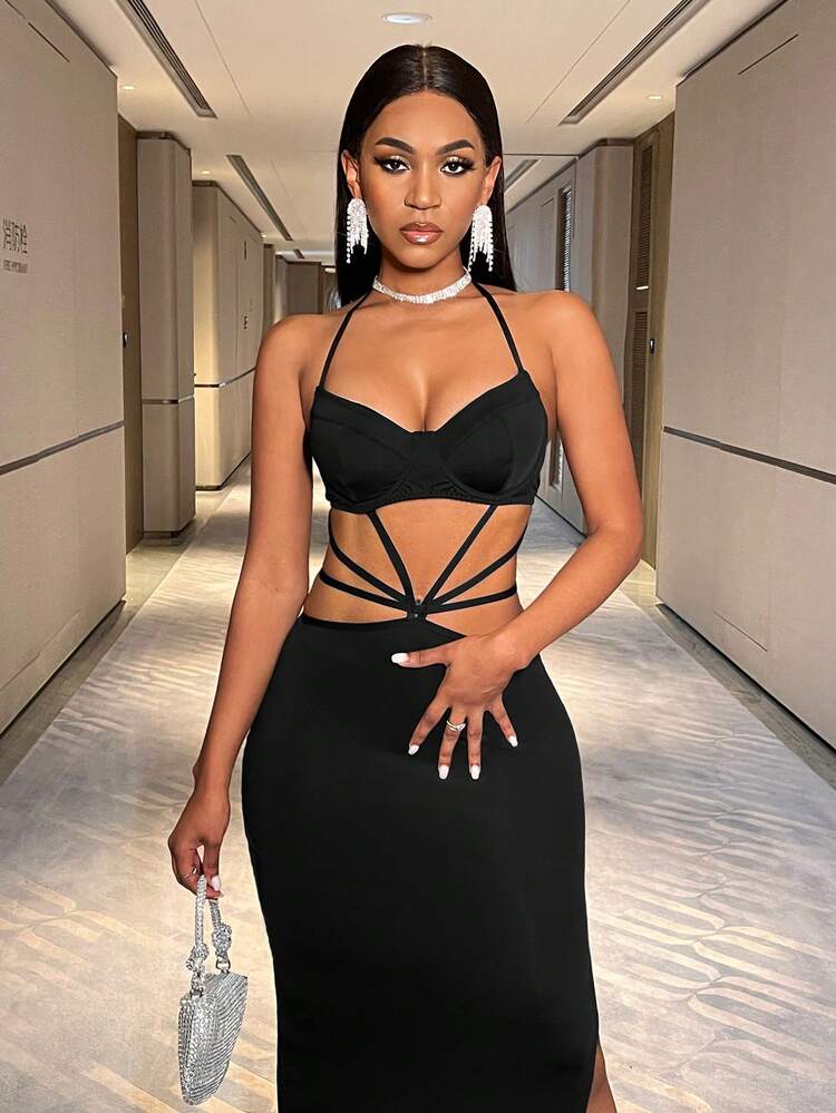 Hollow Out Waist Halterneck Dress With Unique Features