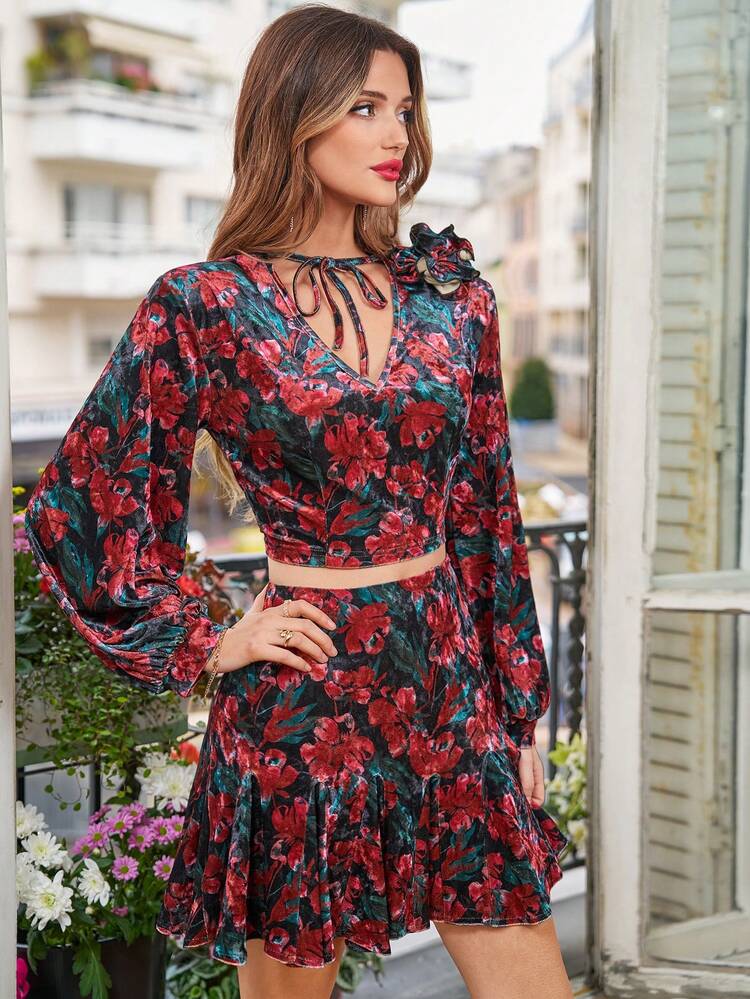 Floral Print Collar-Tied Cropped Shirt Winter Vacation Flower Casual