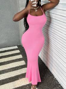Slaydiva Vestido largo ajustado con espalda descubierta, cruce de tirantes y silueta de cola de pez - Rosa - Ver 3