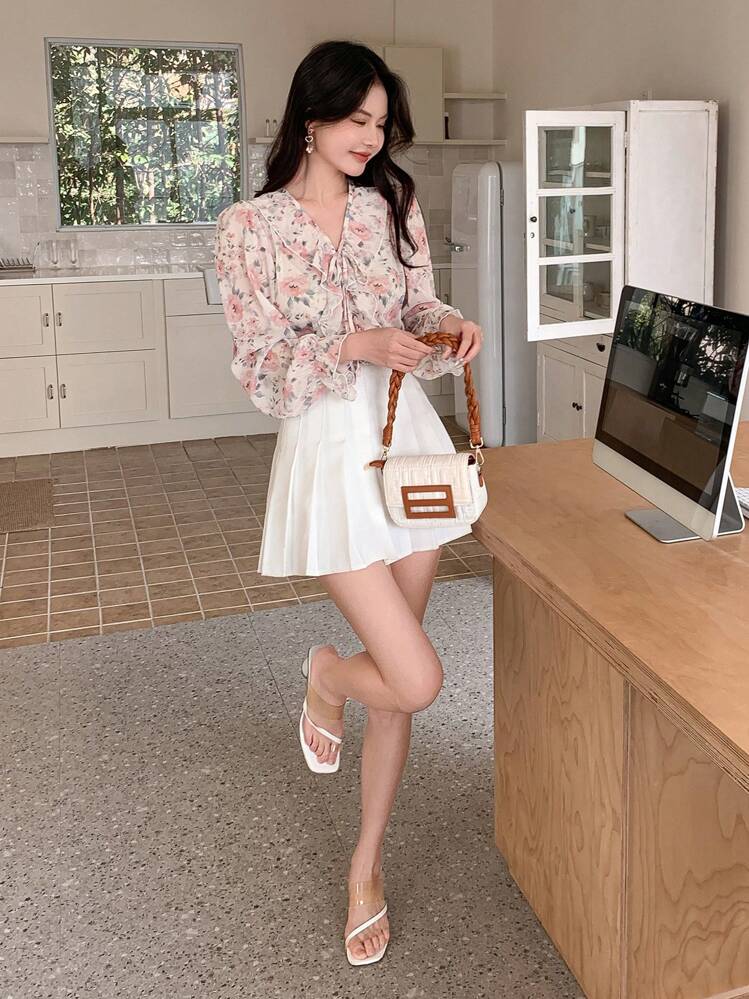 DAZY Top Feminina com Estampa Floral, Decote em V, Babado e Manga