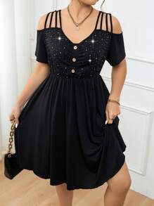 SHEIN Clasi Kurzärmliges Kleid in großen Größen mit Strasssteinen und Ausschnitt