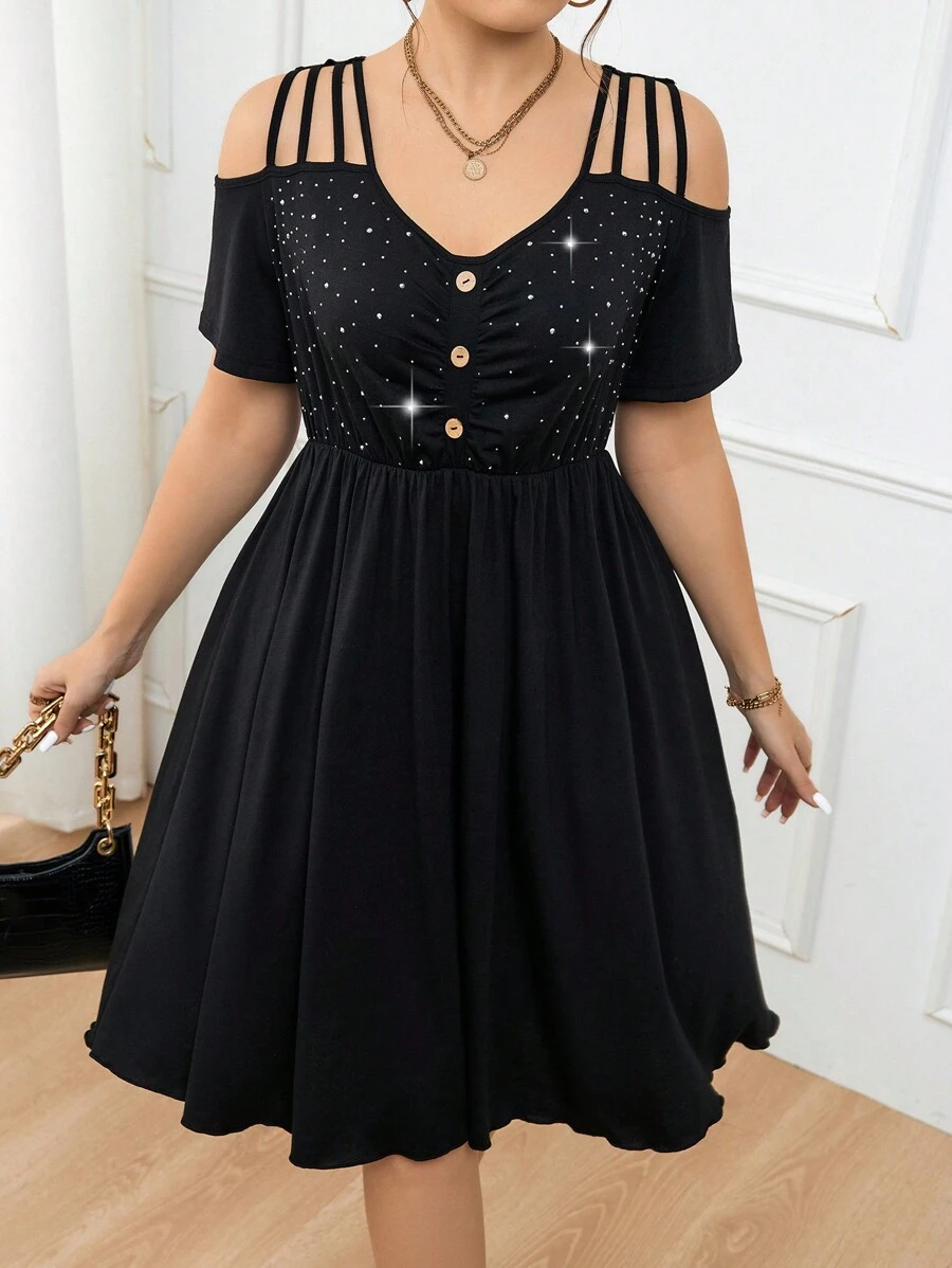 SHEIN Clasi Kurzärmliges Kleid in großen Größen mit Strasssteinen und Ausschnitt