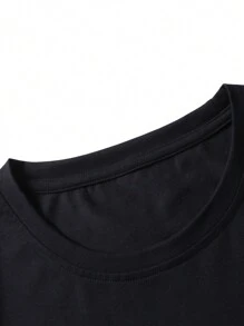 Manfinity EMRG Men's Crew Neck T-Shirt With Slogan And Pigeon Printed Design