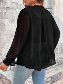 SHEIN Frenchy 大尺碼女士度假拼接荷葉邊襯衫 - 黑色 - 查看 2
