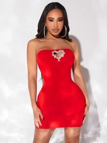 SHEIN SXY Vestidos Rojos De Mujer Vestido Corto Rojo Vestido De Corazón De San Valentín Vestido De Mujer De Hueco Con Corazón Sin Tirantes Para Fiesta Vestidos De Mujer Para El Día De San Valentín - Rojo - Ver 1