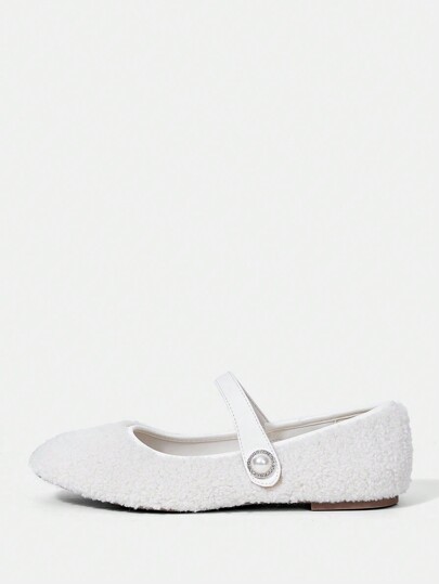 SheIn MOD Women'S White Furry Flat Shoes